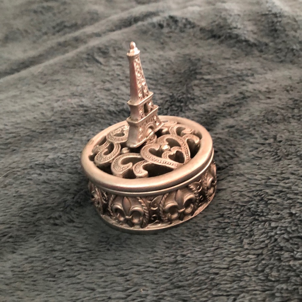 Eiffel Tower jewelry box